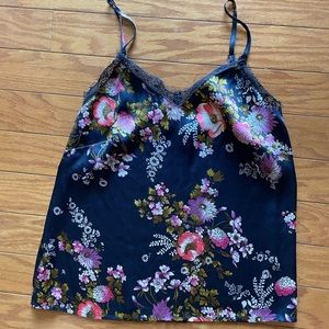 Mimi chicas size small floral camisole